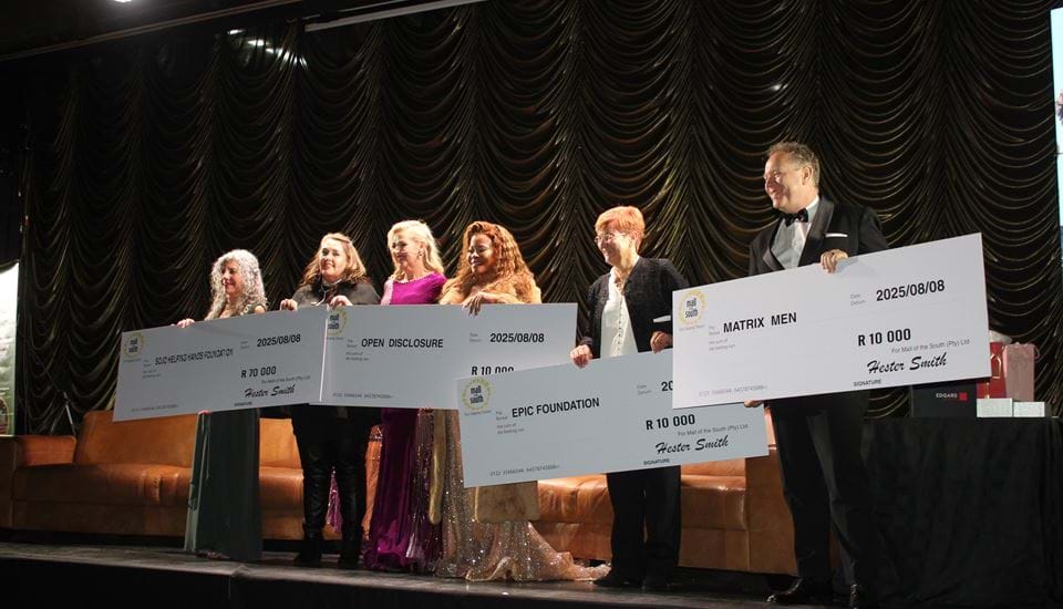 #HOLLER Gala Dinner Raises R100,000